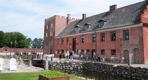 broholm slot restaurant.